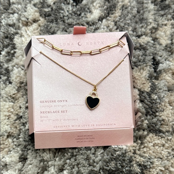 Luna Norte Jewelry - Luna Norte Gold and Black Heart Necklace Set
